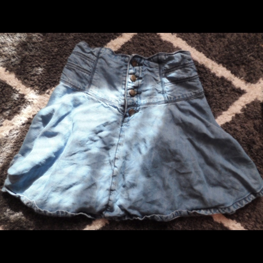 Denim skirt